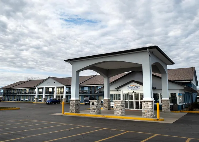 Baymont By Wyndham Hotel Effingham
