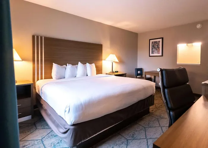 Baymont By Wyndham Hotel