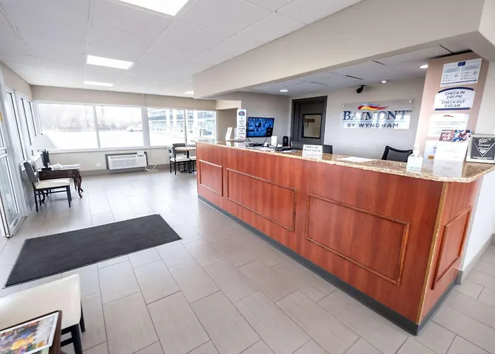 Hotel Baymont By Wyndham 2*