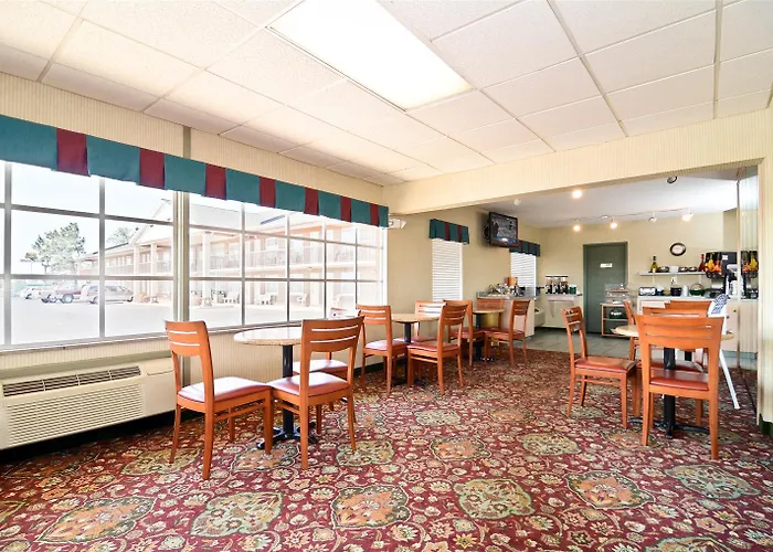 Baymont By Wyndham Hotel Effingham