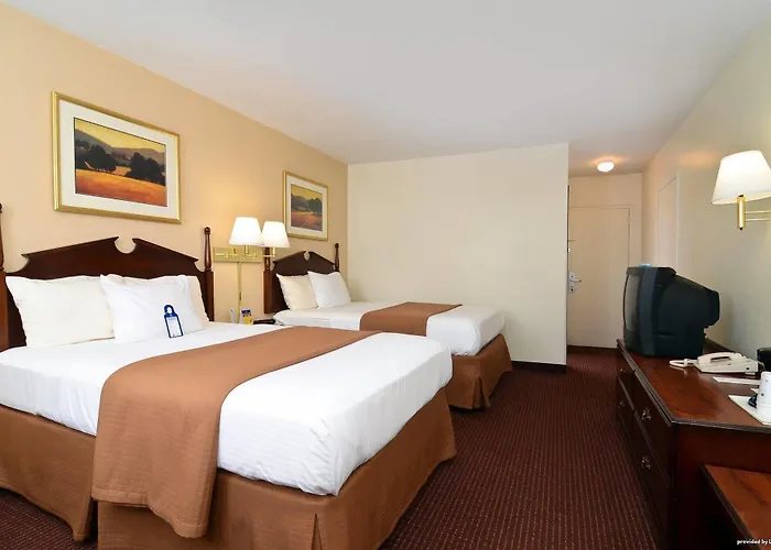 Hotel Baymont By Wyndham